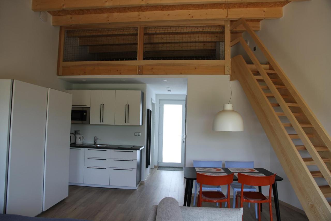 Apartmany Hluboka Nad Vltavou S Vyhledem Na Zamek Exterior foto